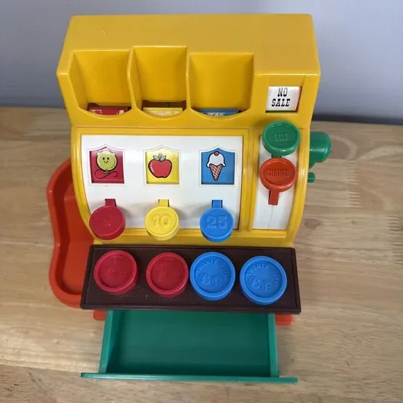 Vintage 1974 Fisher Price Cash Register #926 With 4 Coins Working Bell Handle - Picture 2 of 11